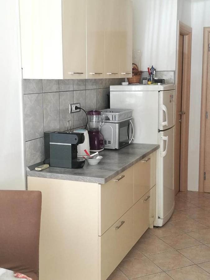Nice And Cozy Two Single Bed Room Split Kültér fotó